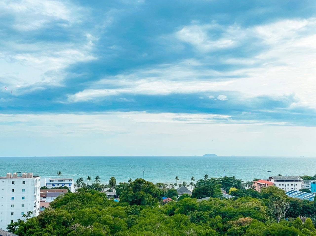 Кондо 1BR Riviera Jomtien, 36 м², вид на море, 17 000 ฿/мес