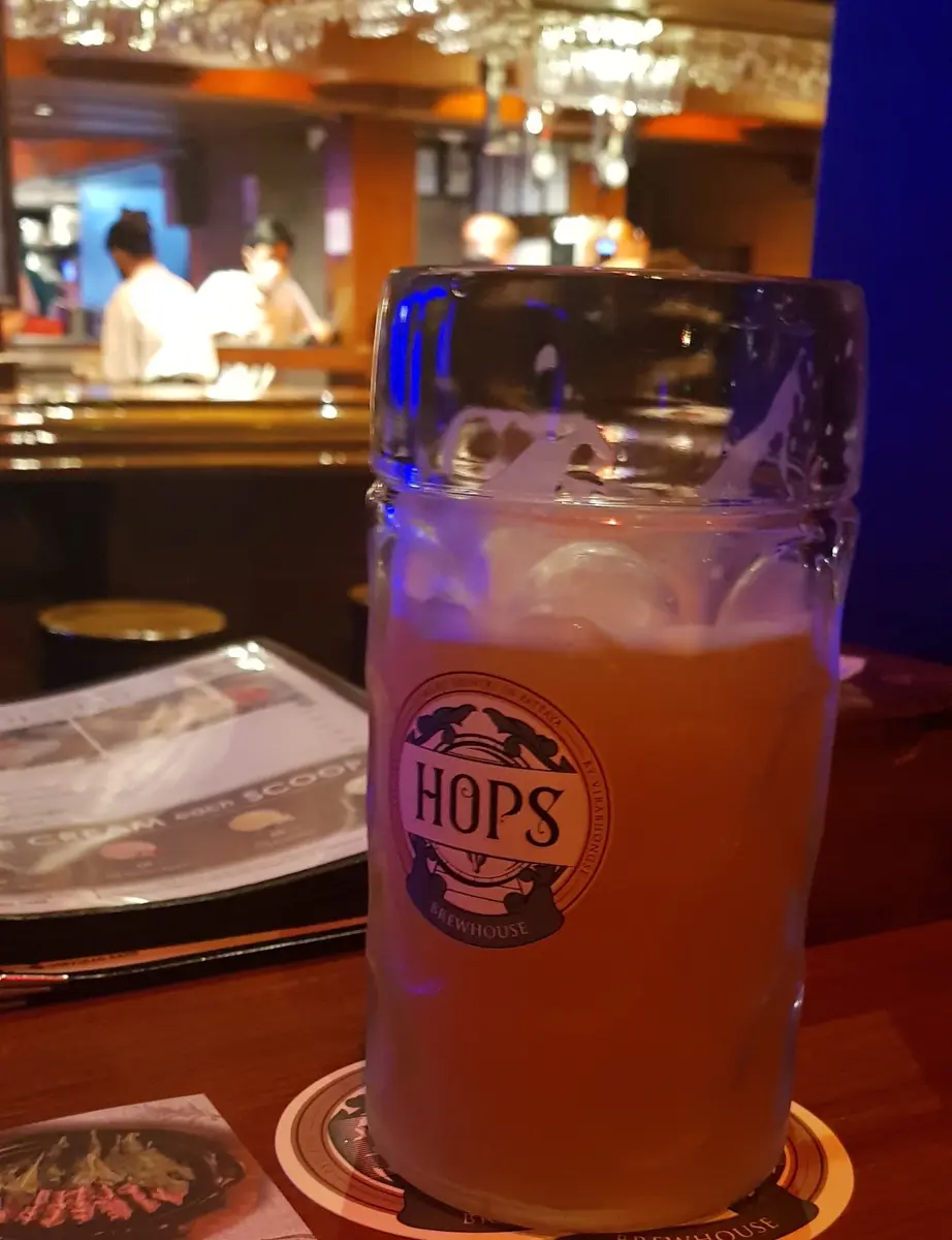 Hops Brewhouse Pattaya в Паттайе — фото 5