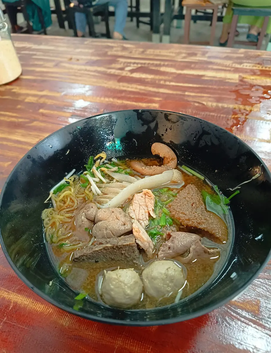 Jae Tho Beef Noodles в Паттайе — фото 10