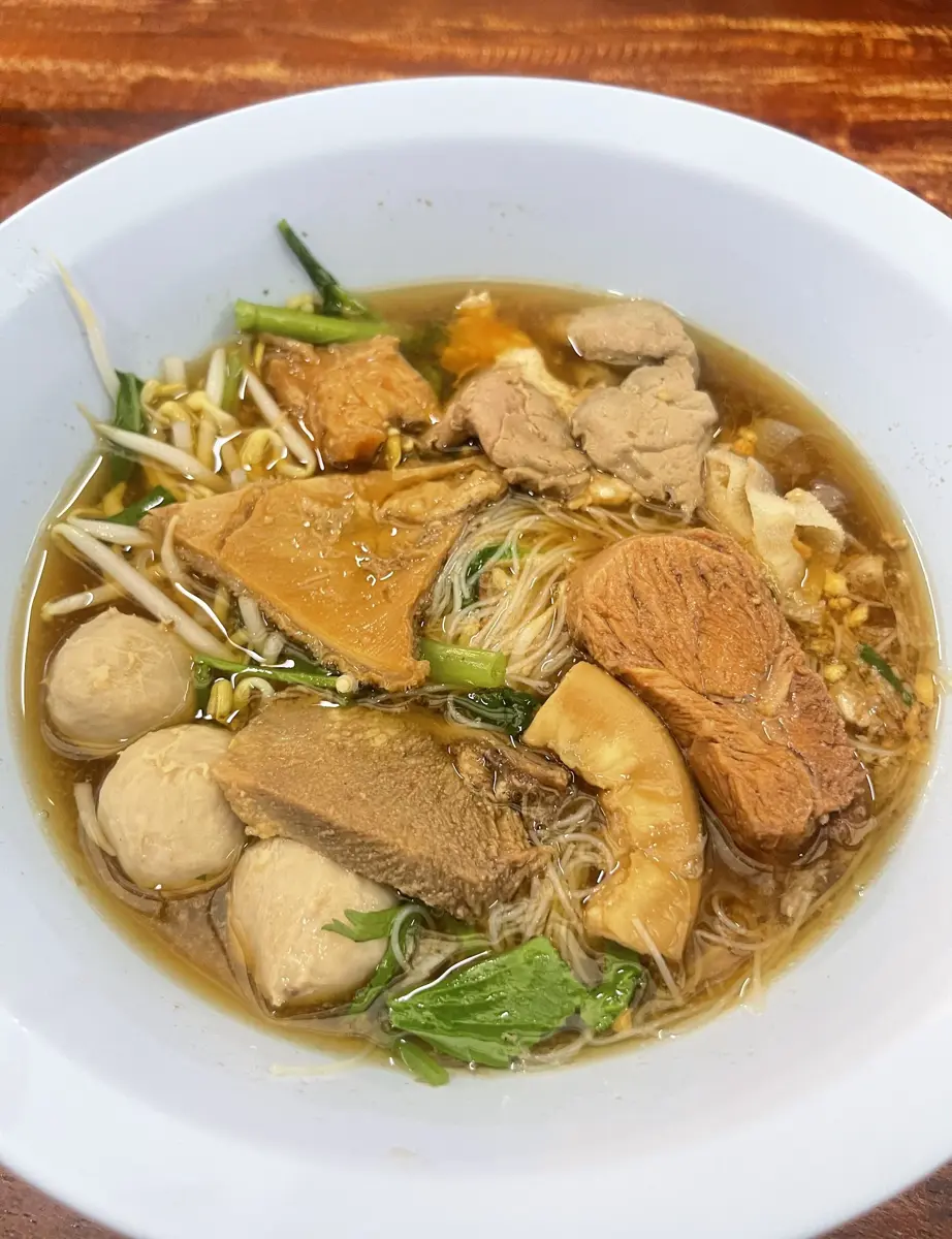 Jae Tho Beef Noodles в Паттайе — фото 6
