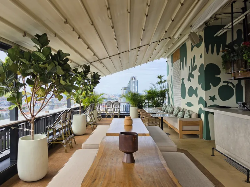 BARBÙ - Rooftop Restaurant & Bar in Pattaya в Паттайе — фото 3