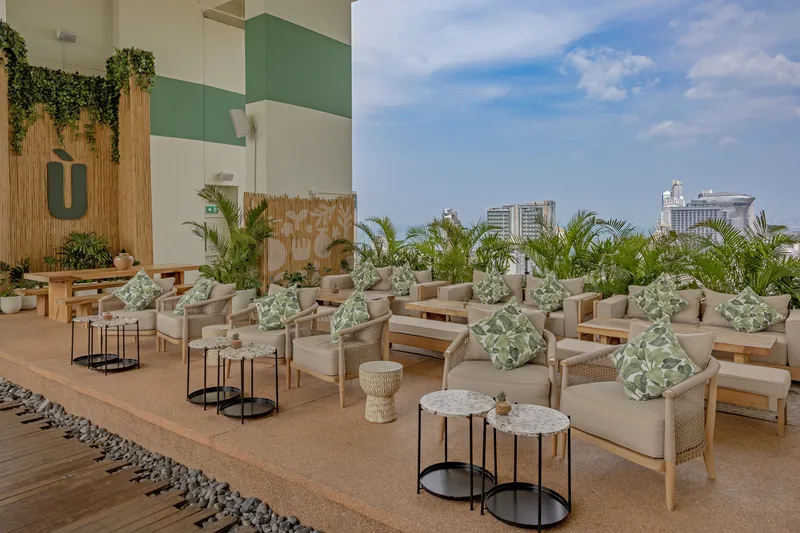 BARBÙ - Rooftop Restaurant & Bar in Pattaya в Паттайе