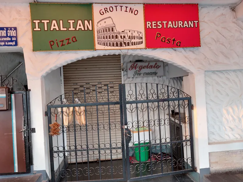 Grottino Pizzeria and Osteria в Паттайе — фото 13