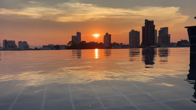 Indigo Rooftop Bar Pattaya в Паттайе — фото 2