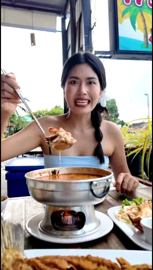 Khun Mae Seafood Kitchen Pattaya в Паттайе — фото 8