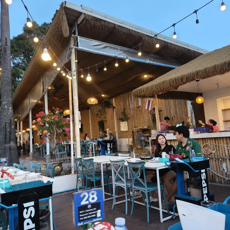 Madam Hoi Fresh Seafood в Паттайе