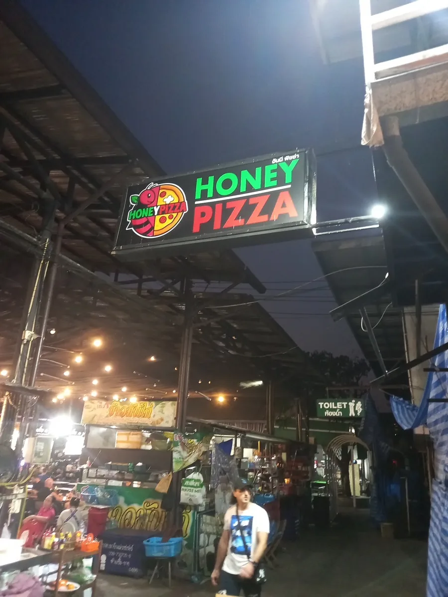 Honey Pizza в Паттайе