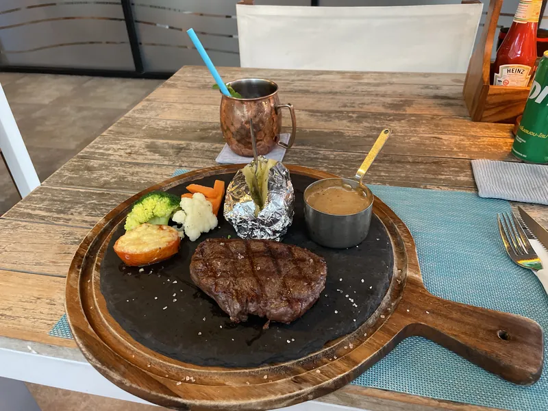 Playa Bistro & Lounge в Паттайе — фото 10