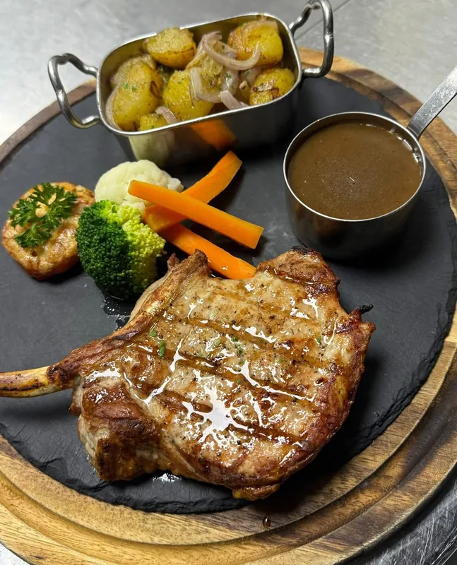Playa Bistro & Lounge в Паттайе — фото 19