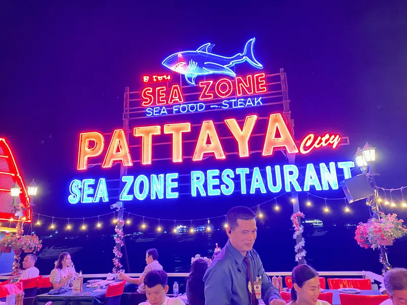 sea zone seafood & steak restaurant . в Паттайе — фото 5