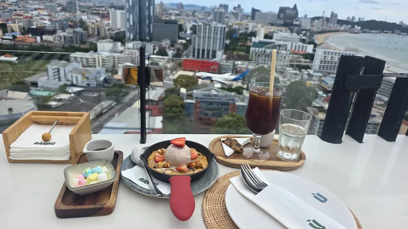 Skybar Summer Club - Pattaya Restaurant and Rooftop Bar в Паттайе — фото 9