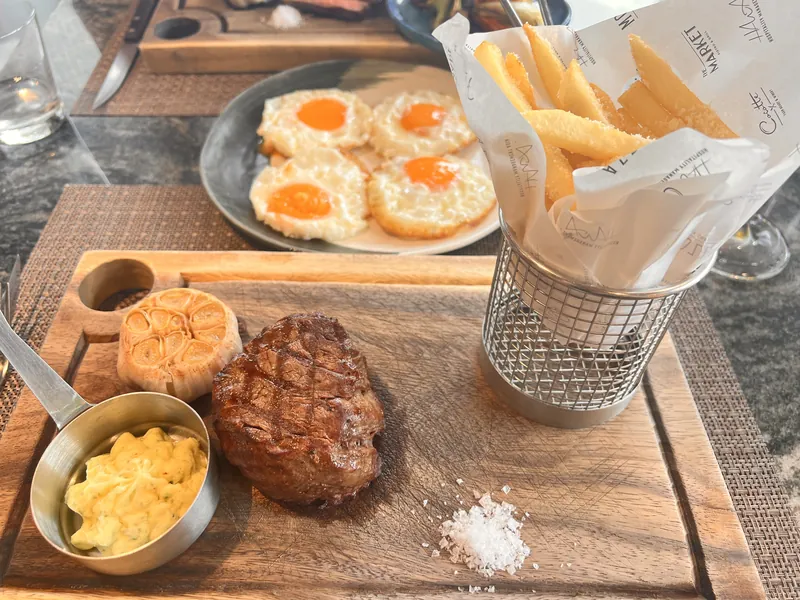 The Market Pattaya Bistro & Grill в Паттайе — фото 12