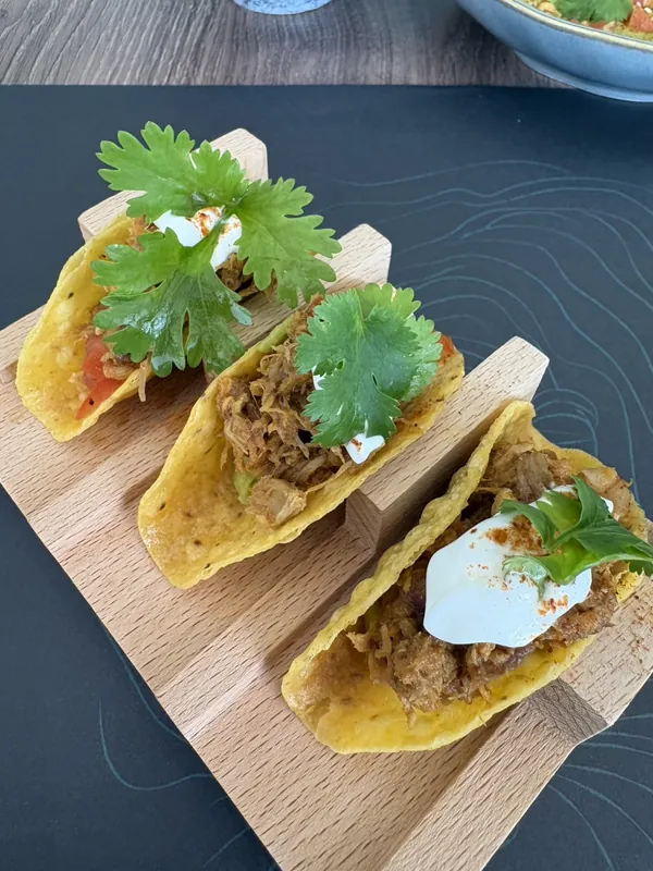 Tora Tapas Restaurant and Bar, North Pattaya в Паттайе — фото 9