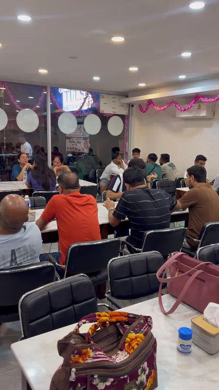 Tulsi Lala Raghuvanshi Restaurant Pattaya в Паттайе — фото 14