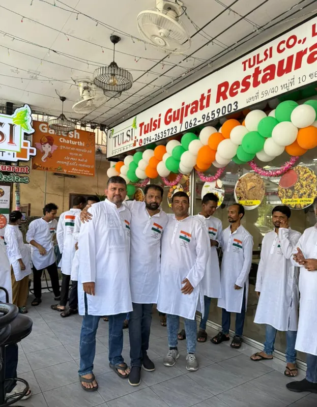 Tulsi Lala Raghuvanshi Restaurant Pattaya в Паттайе — фото 10