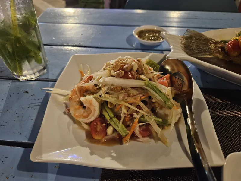View D Seafood Naklua By Da-Te วิวดี ซีฟู้ด นาเกลือ บายดาเต้ в Паттайе — фото 16