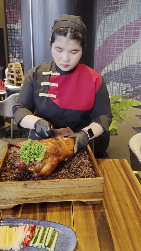 Yítóng Chinese Restaurant & Sky Bar в Паттайе — фото 20